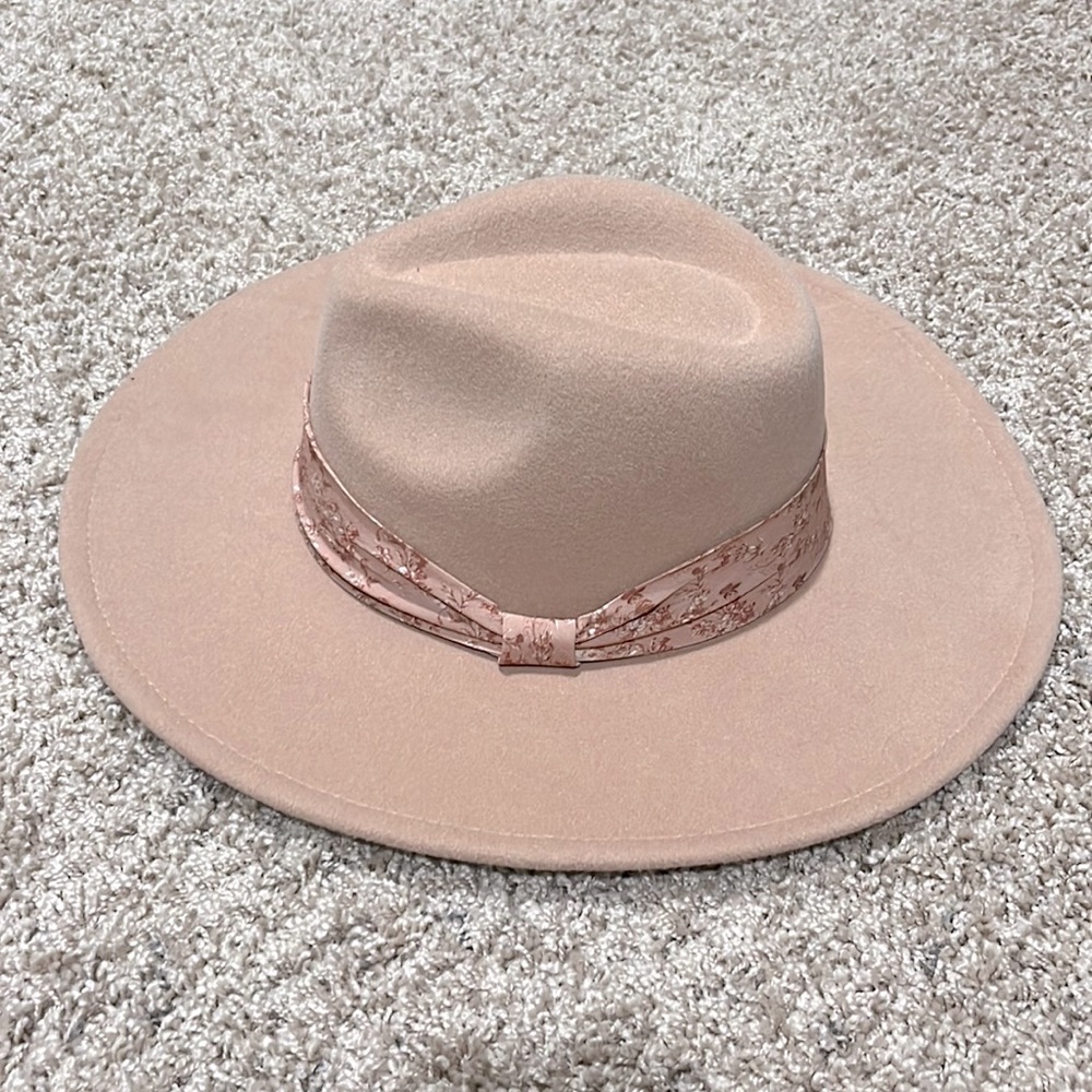 Cowgirl hat